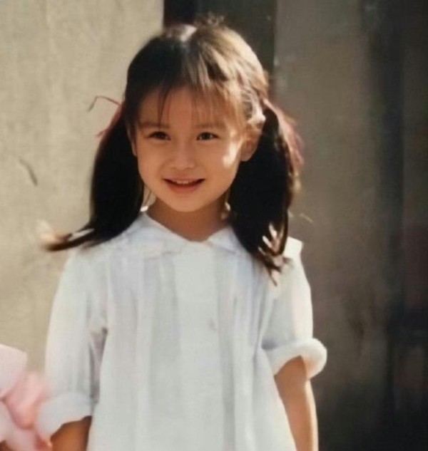 Angelababy七年前VS七年后，都有哪些变化和成长，一点也没变老