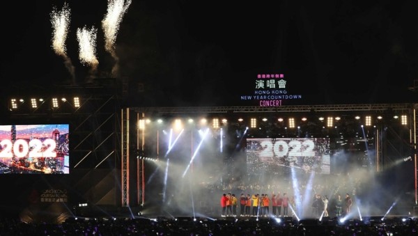 又一歌手现场演出被喊“退钱”，粉丝终于不再被明星PUA了？