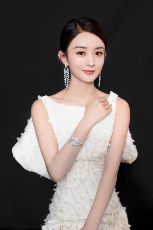 如何评价一线女星赵丽颖？