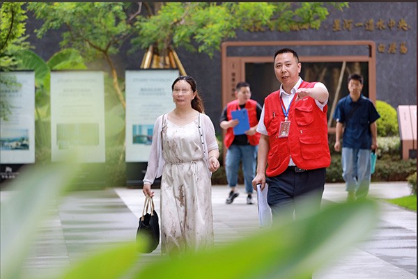 交付现场。中建信和供图