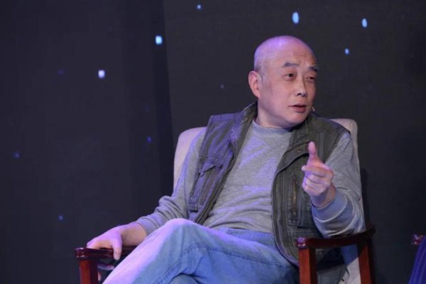 新华社三次为他发全球通稿，上海交大这位教授一口气出了2本新书！