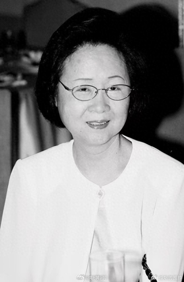 琼瑶自杀身亡，遗书曝光令人飙泪，细数她捧红的10大明星