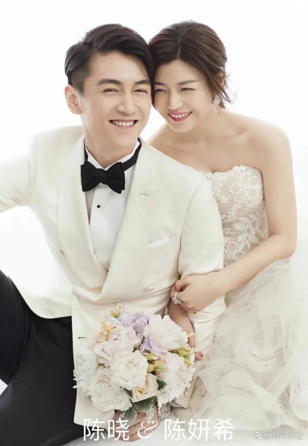 明星夫妻们的超甜蜜婚纱照