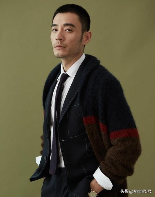 草根明星的逆袭之路与时代之光，从底层到辉煌的奋斗历程