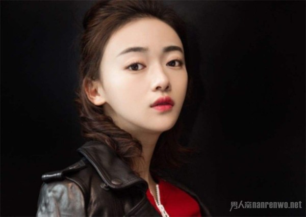 吴谨言
