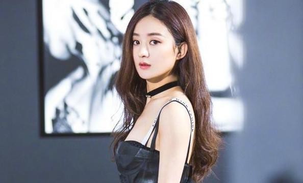 赵丽颖和迪丽热巴疑合作出演《七月与安生》，但男主却引争议