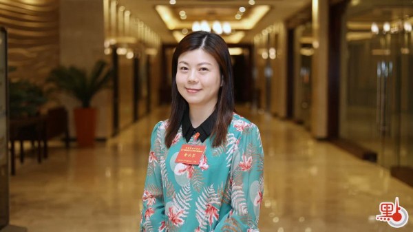 （有片）楊玳詩接任海外潮企主席　霍汶希任達華共話潮州