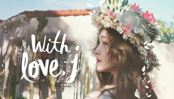 Jessica首张个人专辑《With Love, J》