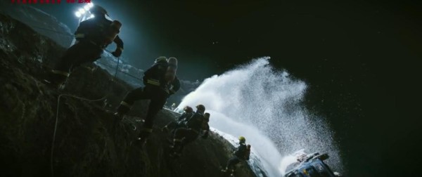 个人票房破117亿，杜江又带来一部动作新片，24位明星出演