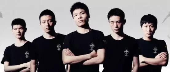 电竞圈明星颜值不输娱乐圈 真正的电竞古风美男了解一下