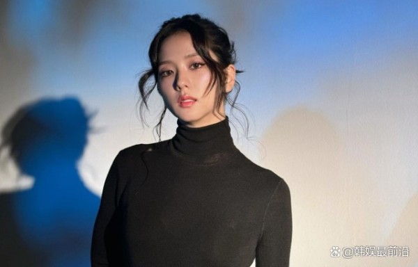 演员Jisoo再次上线！才刚演完丧尸剧，传出又有新作品
