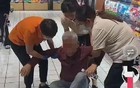 司马夹头又摔了，这次摔了个狗吃屎
