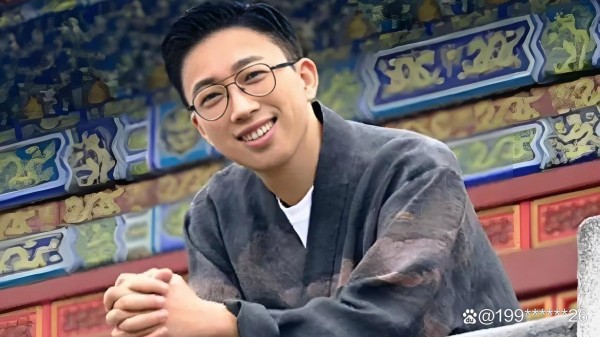 于正眼光独到，新签素人美女或将掀起娱乐圈狂潮！