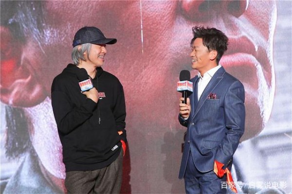 都是新人演员，周星驰努力培养新人，《新喜剧之王》没那么差