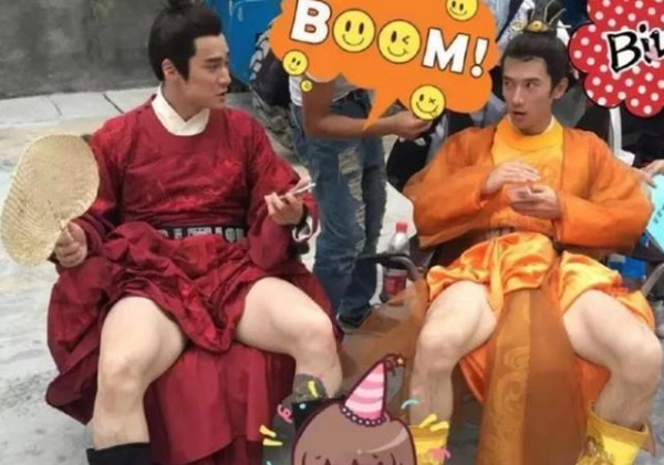 片场里明星在干嘛？比电视剧还精彩，网友：笑死我了