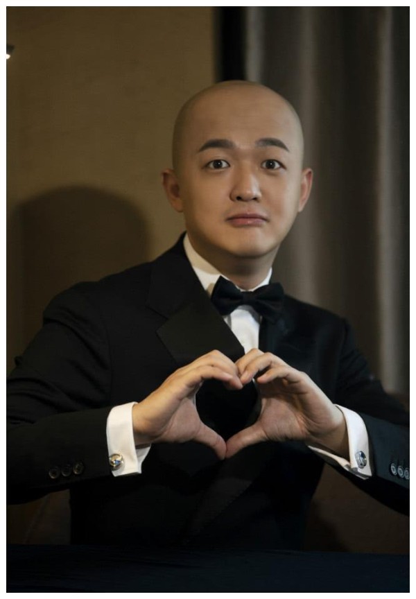 原来这些高颜值明星都是混血儿，除了井柏然，你还知道谁？