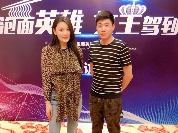 王琳 经纪人｜全能艺人演艺之旅