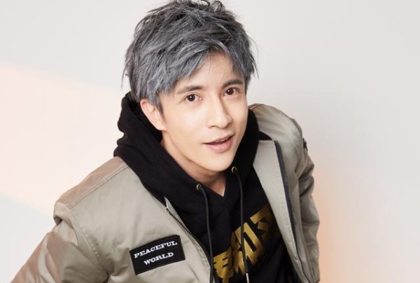 薛之谦背后的“扫地僧”：拿金曲奖6项提名，但他没有李荣浩火