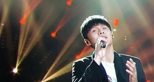 薛之谦背后的“扫地僧”：拿金曲奖6项提名，但他没有李荣浩火