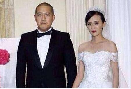 她是老戏骨的儿媳妇，有颜有演技好资源，出道五年却不温不火