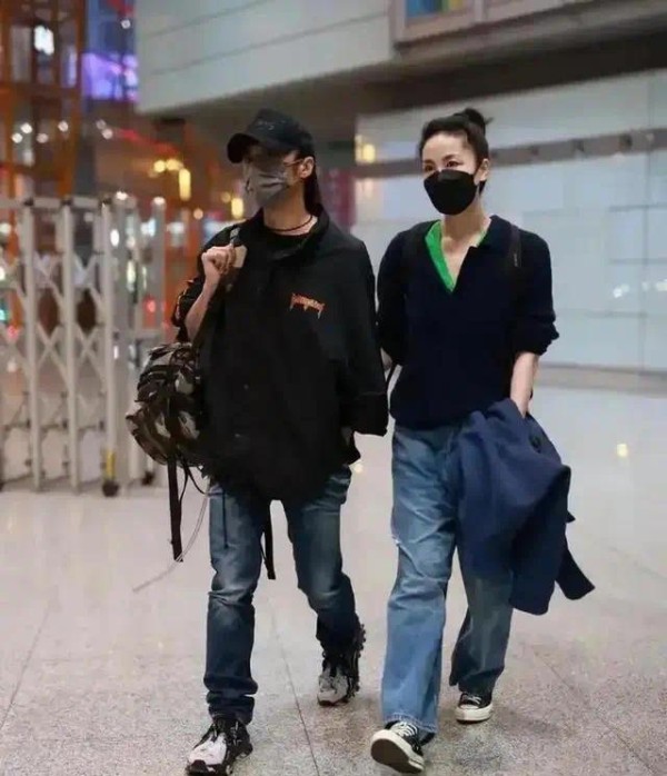 谢霆锋陪王菲恩爱度假，前妻张柏芝的“反击”，是谢霆锋没想到的