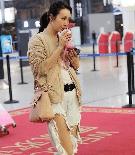 其实女明星的私人时间, 这才是她们在机场的真实样子!