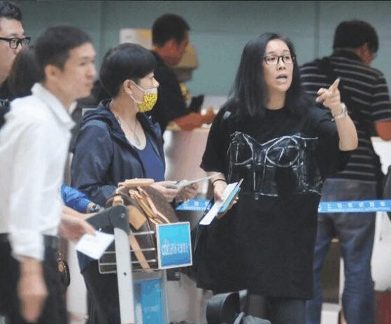 其实女明星的私人时间, 这才是她们在机场的真实样子!