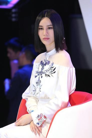 尚雯婕冷酷