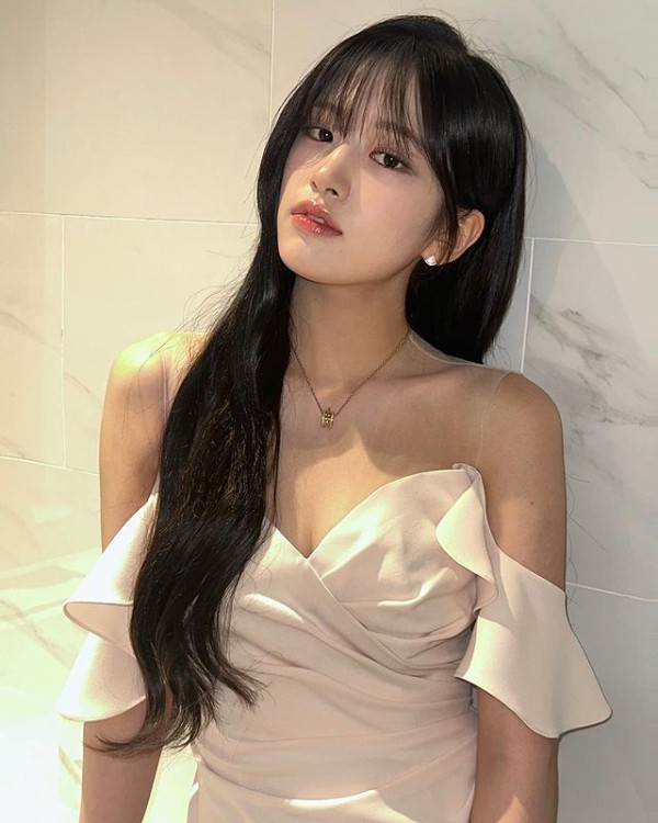 女团IVE成员安兪眞在2023年为行程最多的KPOP艺人。（图／翻摄自IG）