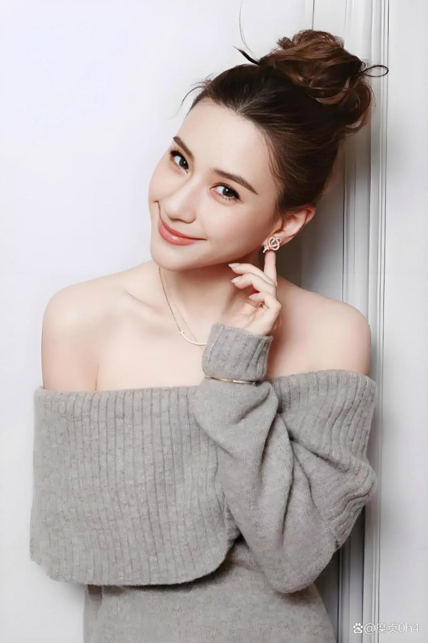 何超莲：多元交织的人脉网络与精彩人生