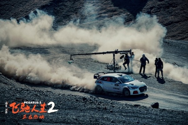 《飞驰人生2》发布“飞驰吧！团魂”幕后特辑 46部门千人团队齐心打造震撼视听