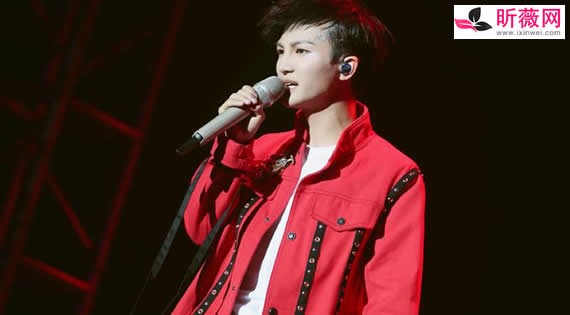 周深的歌曲全部歌曲：周深是男的还是女的及个人资料简介