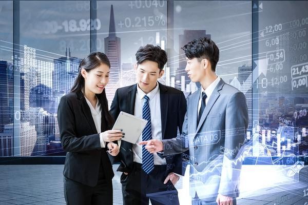 打造美妆界的社群传奇：运营团队名称大全 图2