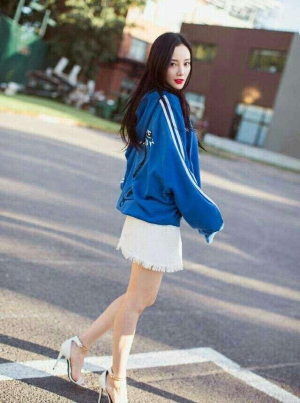 李小璐的少女心、刘雯的时髦感,她们的街拍,为什么这么美!
