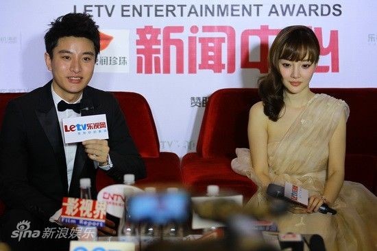 贾乃亮李小璐接受采访