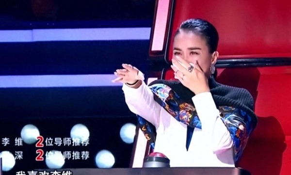 周深蜕变记：甩掉网红标签，实力征服乐坛