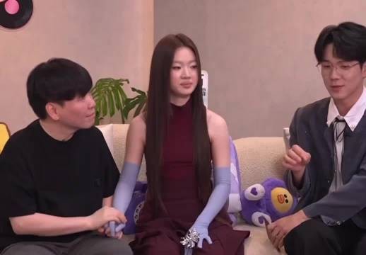 单依纯模仿美女投降邀常石磊遭婉拒