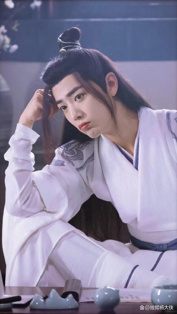 跟肖战合作过的女明星，有演技派有实力派，但后续发展都不怎么好