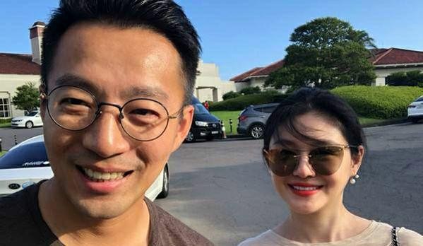 汪小菲自曝与大S初遇，全靠微博私信成功恋爱，还得托安以轩的福