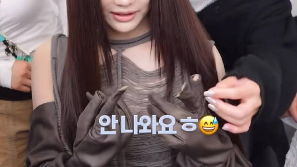 因为手小所以手套有孔手也出不来,怎么这么好笑