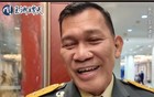 提到歼-10，印尼军方发言人笑得嘴都合不拢了