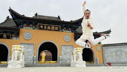 禅舞世界——青年舞蹈艺术家李伟淳老师风采录