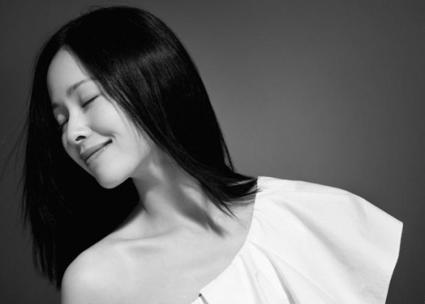 娱乐圈中的人生赢家——江一燕，她是如何把生活过成诗画一般？