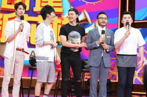 又一偶像男星官宣恋情，女方是知名演员，粉丝心都碎了，意难平！