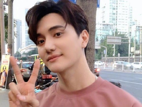 又一偶像男星官宣恋情，女方是知名演员，粉丝心都碎了，意难平！