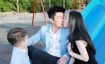 盘点娱乐圈明星夫妻当众接吻：到底是不是真爱一目了然