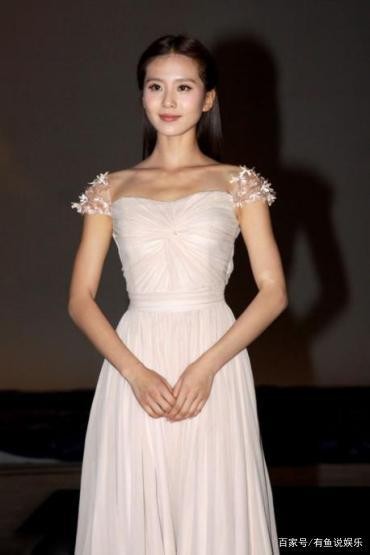 娱乐圈衣架子，是谁能hold住所有衣服穿搭？