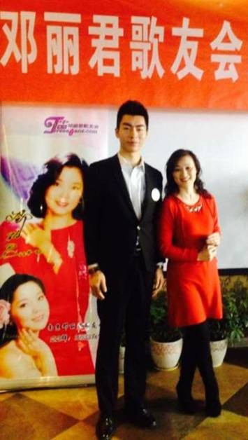 刘清沨和内地女歌手李家华
