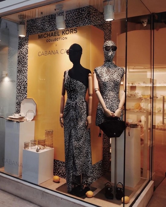  Michael Kors 为阿马尔菲海岸和卡普里岛
