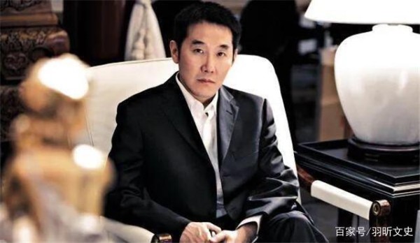 他是马未都的“大哥”，名副其实的“京圈大少”，影响影视圈20年